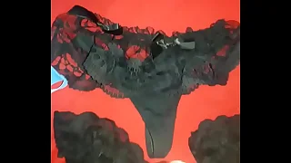 Exquisita paja en las bragas de mam&aring;